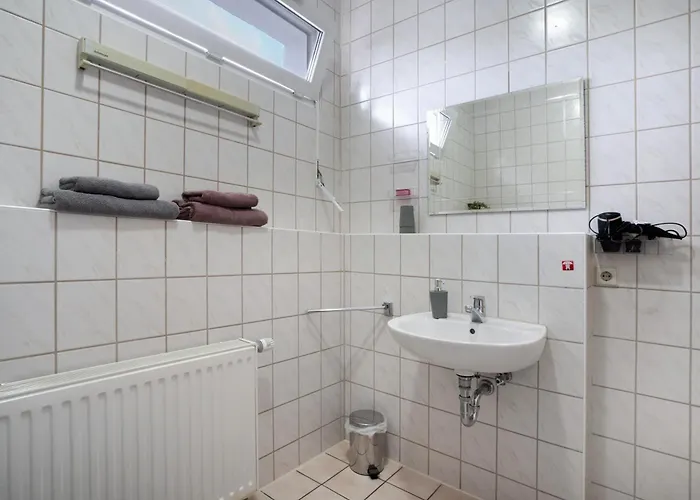 Entdecken شقة فورست